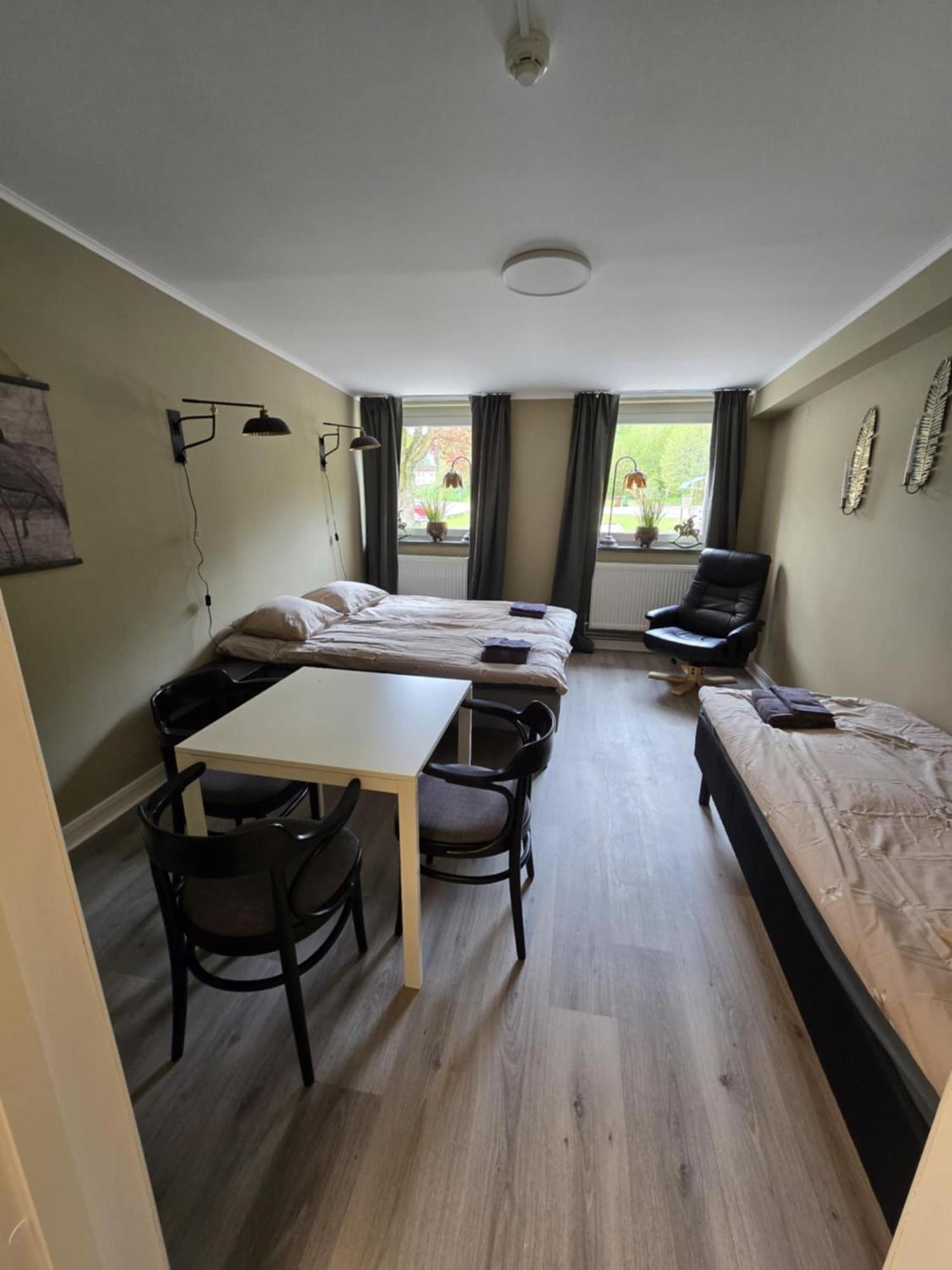 Stora Ekeberg Vandrarhem Axvall Exterior foto